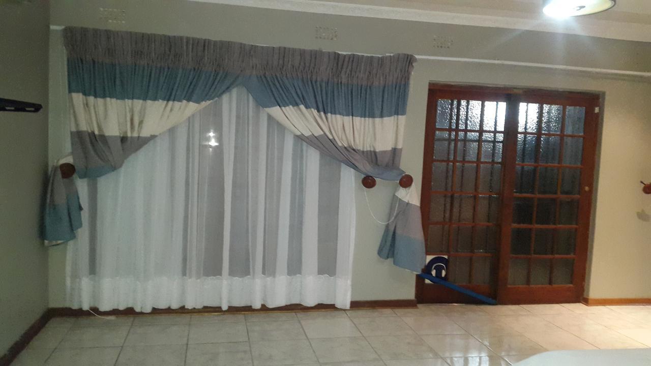 Tintech Bed & Breakfast Francistown Bagian luar foto